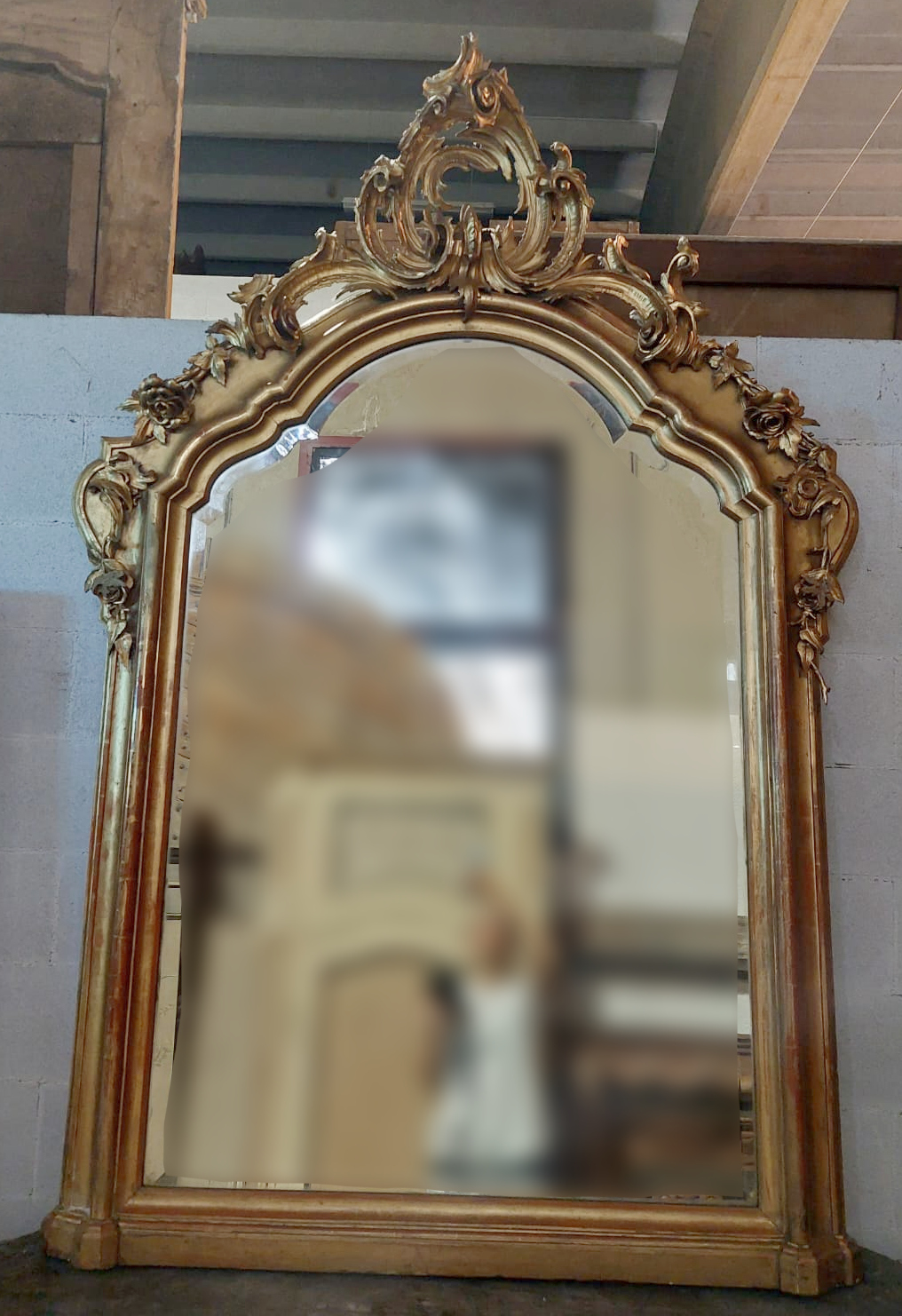 specc407 - specchiera in legno dorato, misura cm L 135 x H 205