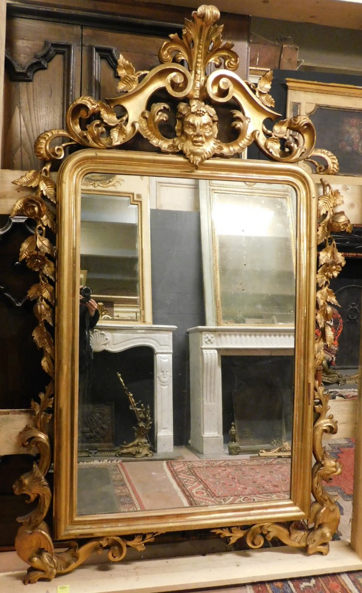 A specc429 - miroir doré et sculpté, mesure cm L 125 x H 195