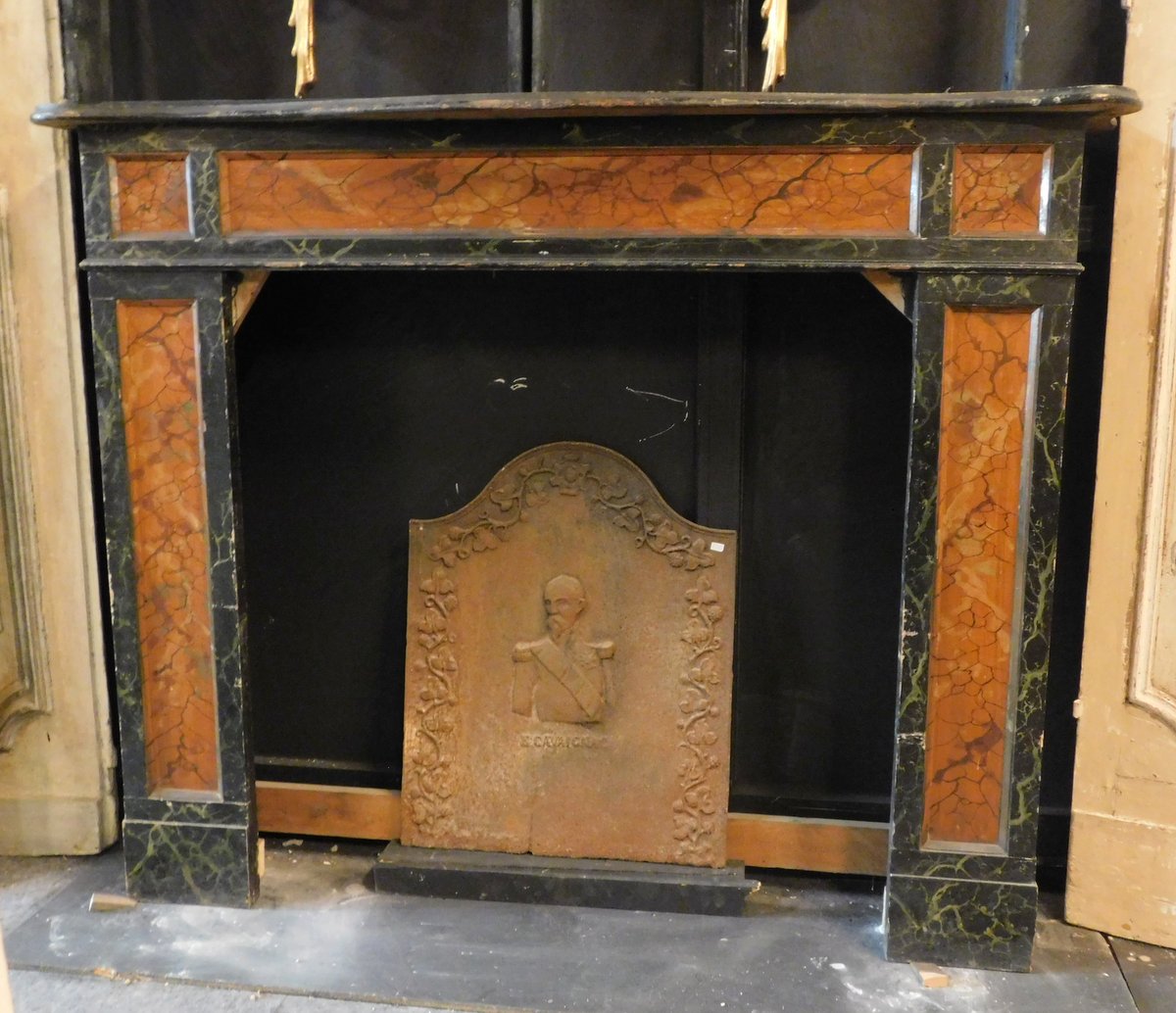 chl147 - fireplace lacquered, cm l 138 x h 110