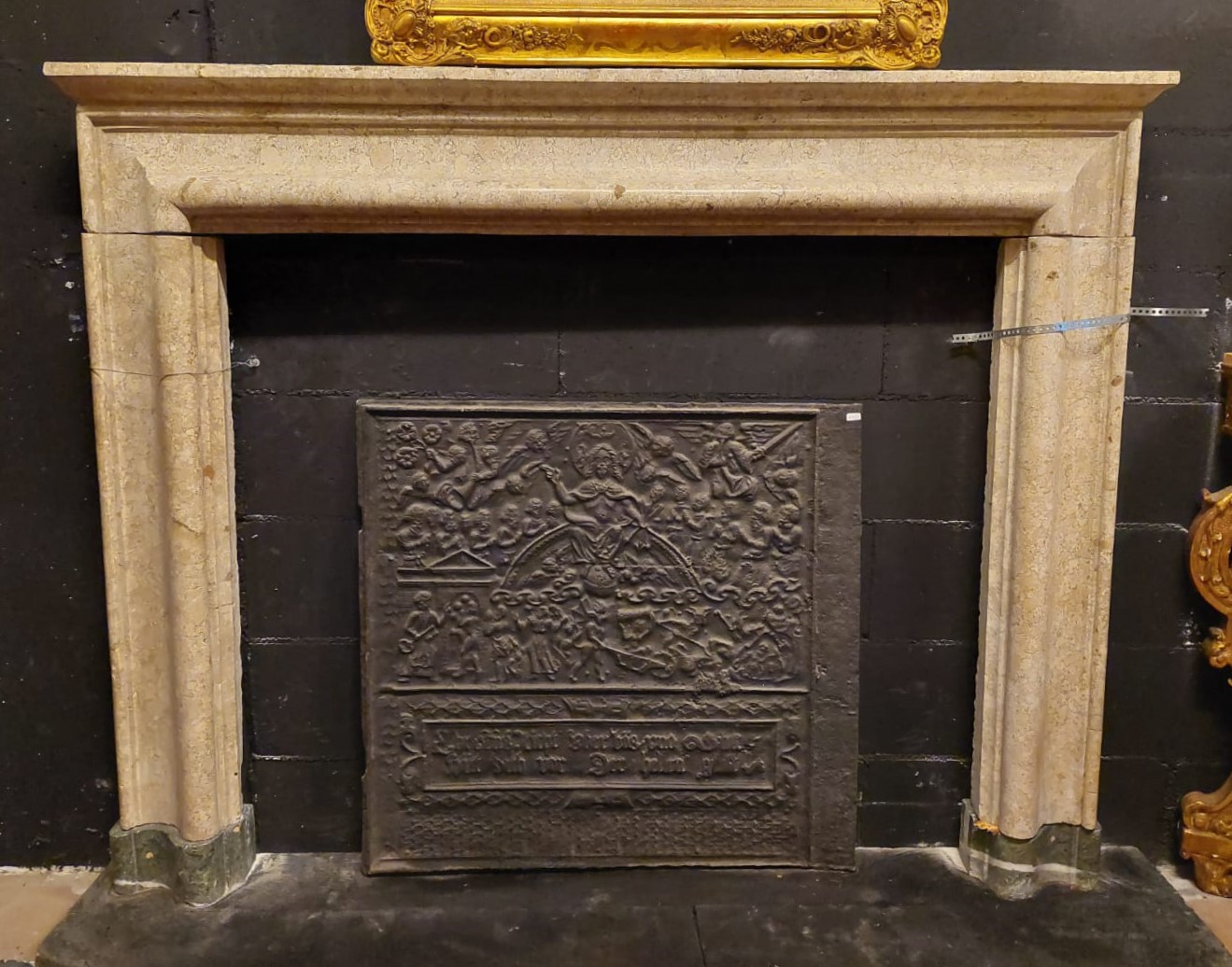 A chm688 - Salvator Rosa fireplace in Gassino marble, cm l 153 x h 123 x p. 14