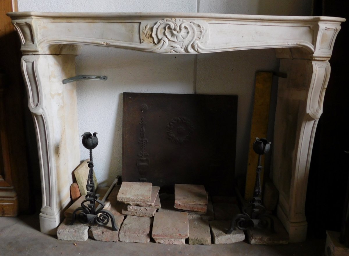 chp354 - Burgundy stone fireplace, '700, cm w 170x h 130 x d 58