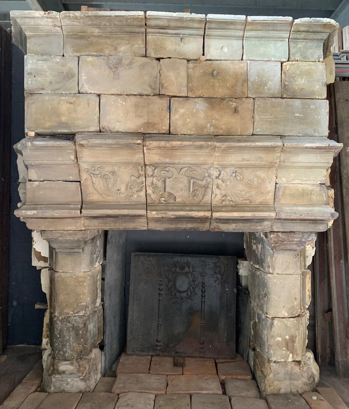 A chp360 - Borgogna stone fireplace, '500, cm W 260 x H 275 x D 120