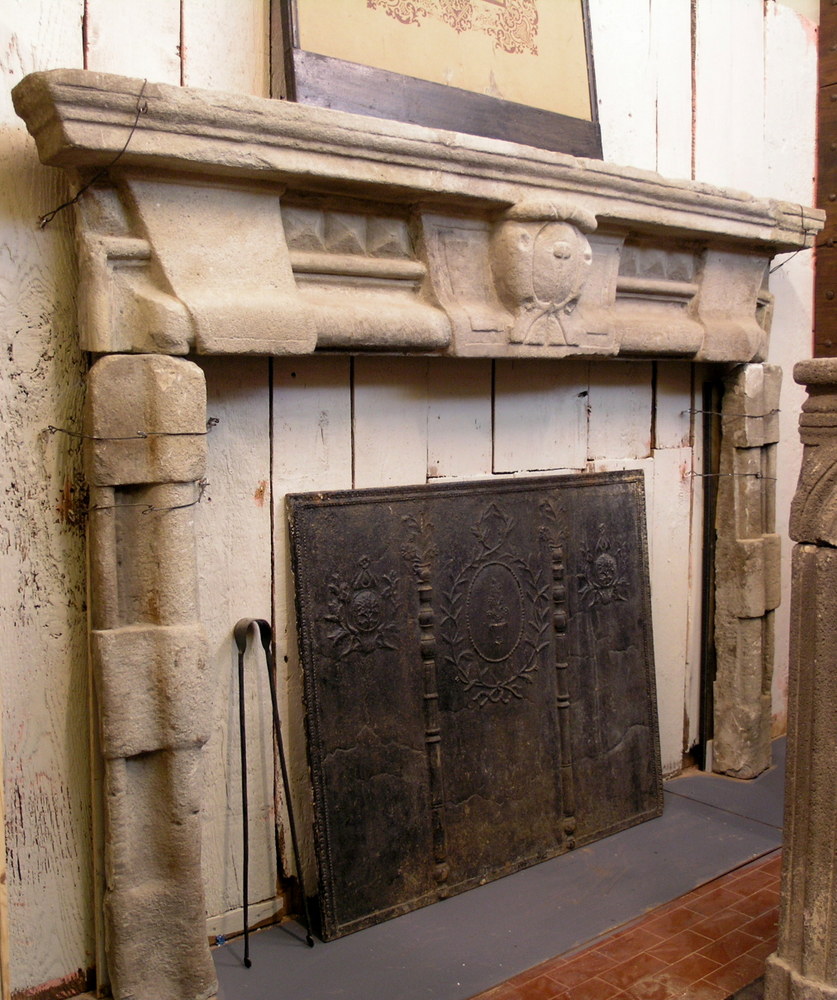 chp136 sixteenth-century fireplace meas. h 174 x width. 240 max