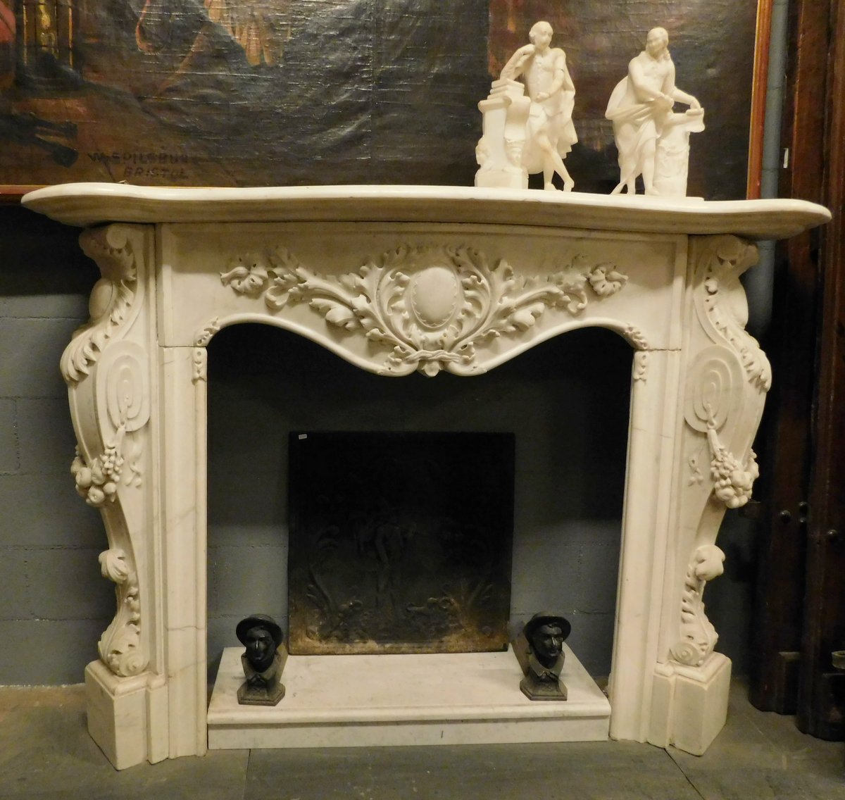 a chm521 - ornately cheminée en marbre blanc sculpté, cm 170 x h 126