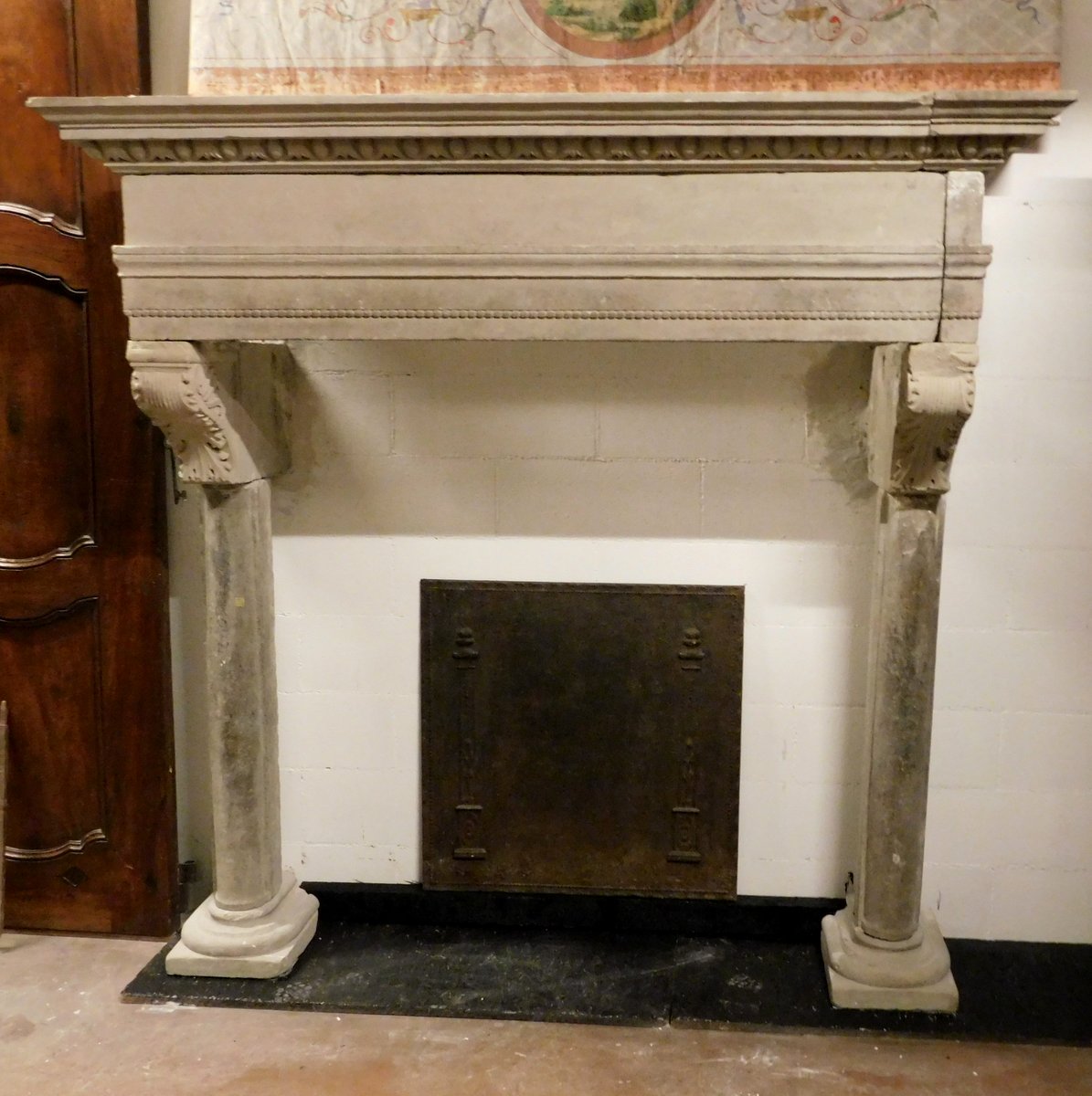 chp266 sixteenth century stone fireplace, h cm 194 x 196 width