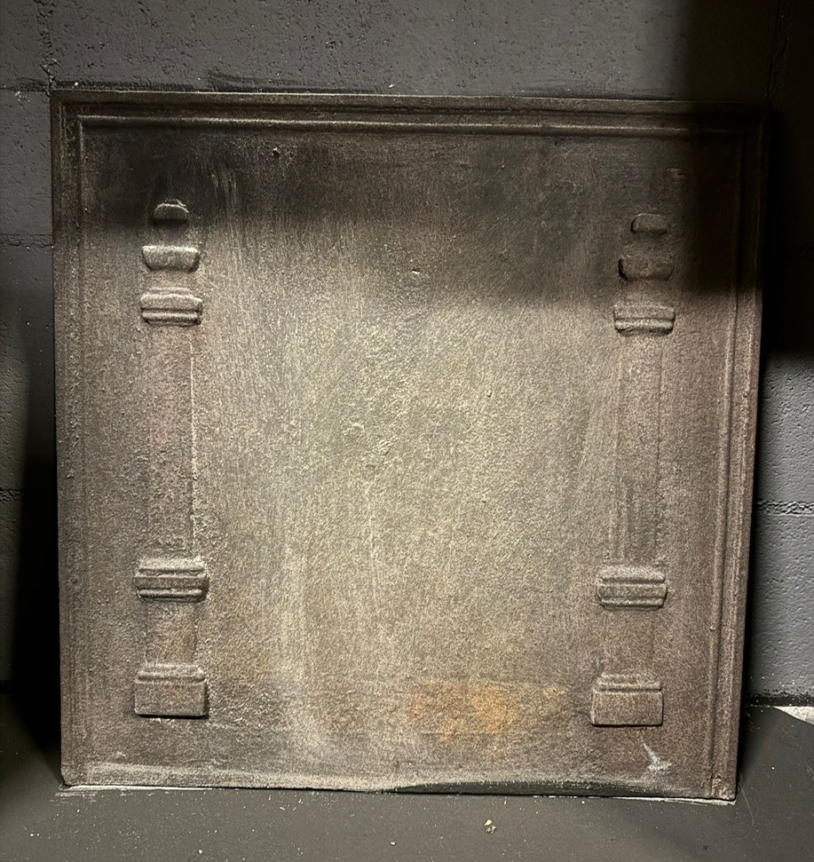 p166 piastra in ghisa con due colonne, 50 x 50 cm