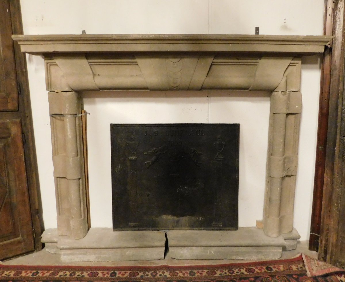 chp275 seventeenth-century stone fireplace,meas. 245 cm x h 186 