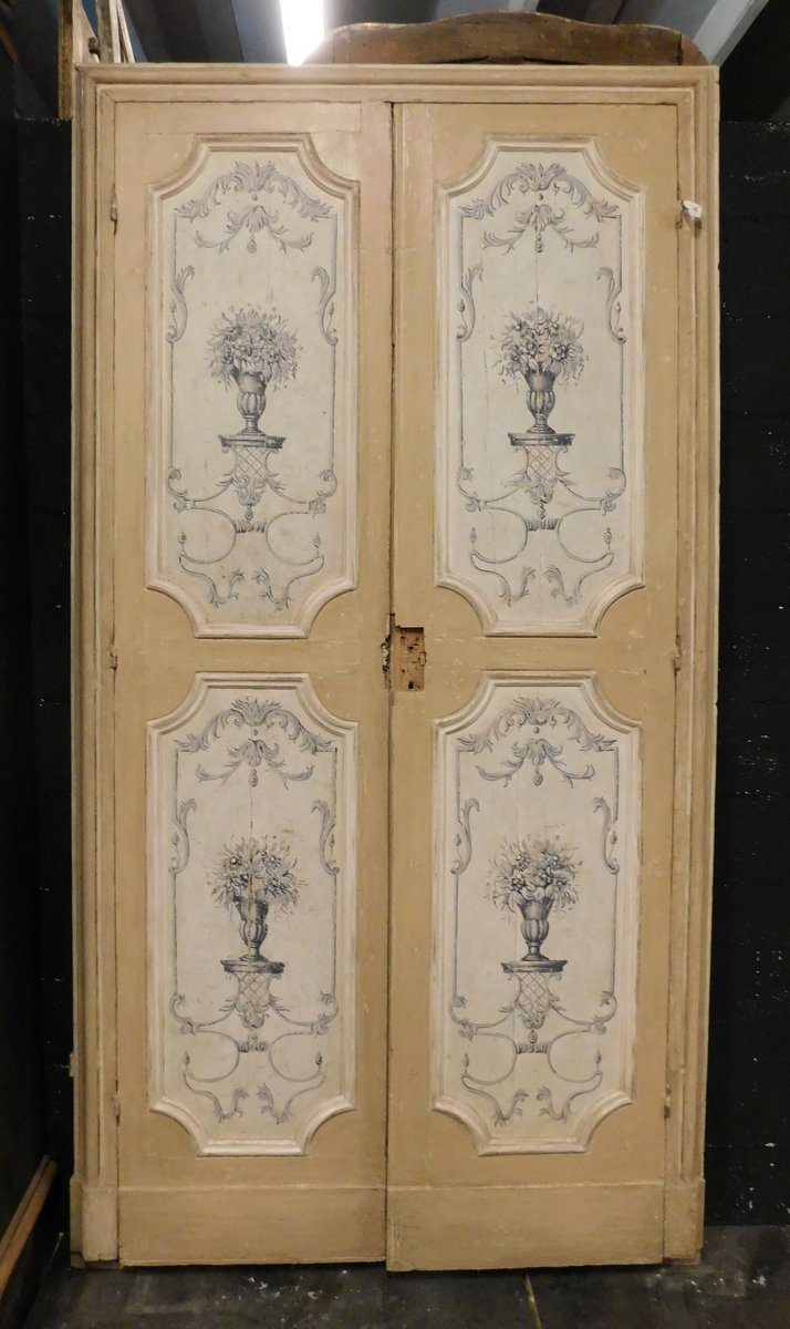 pts707 - n. 7 porte dipinte, XVIII secolo, misure cm l 130 x h 240/245