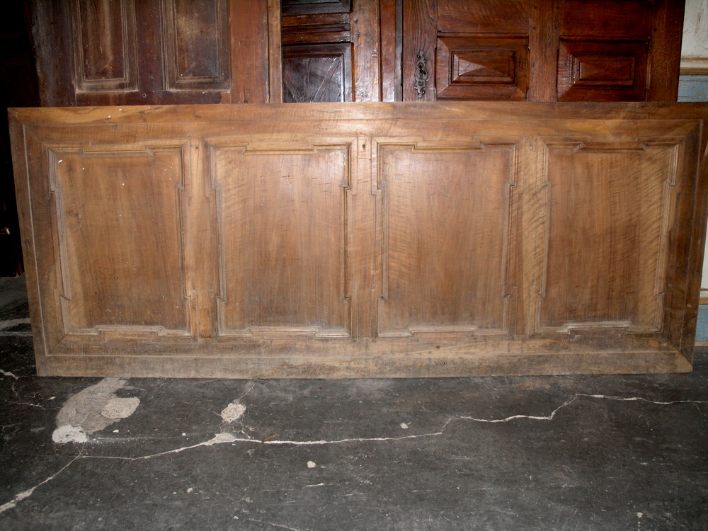 darb072 two parts of boiserie h 100, length. 250 cm each walnut, 18th century