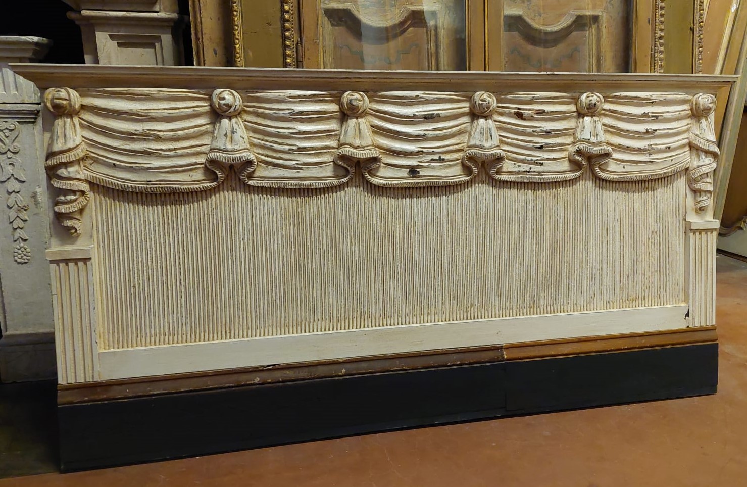 A darb182 - boiserie in legno laccato, xx secolo, disponibili 15 mq