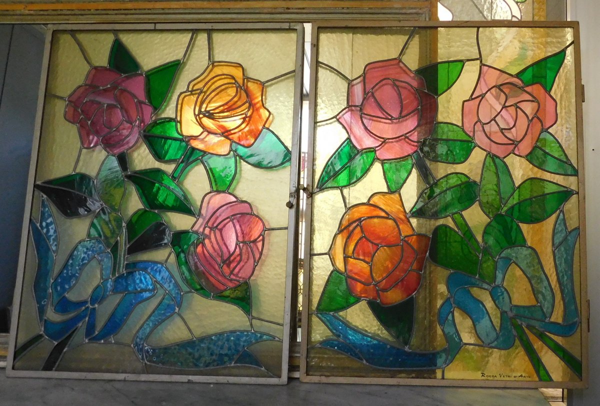 pan345 - pair of stained glass windows, period '900, cm w 63 x h 83,5