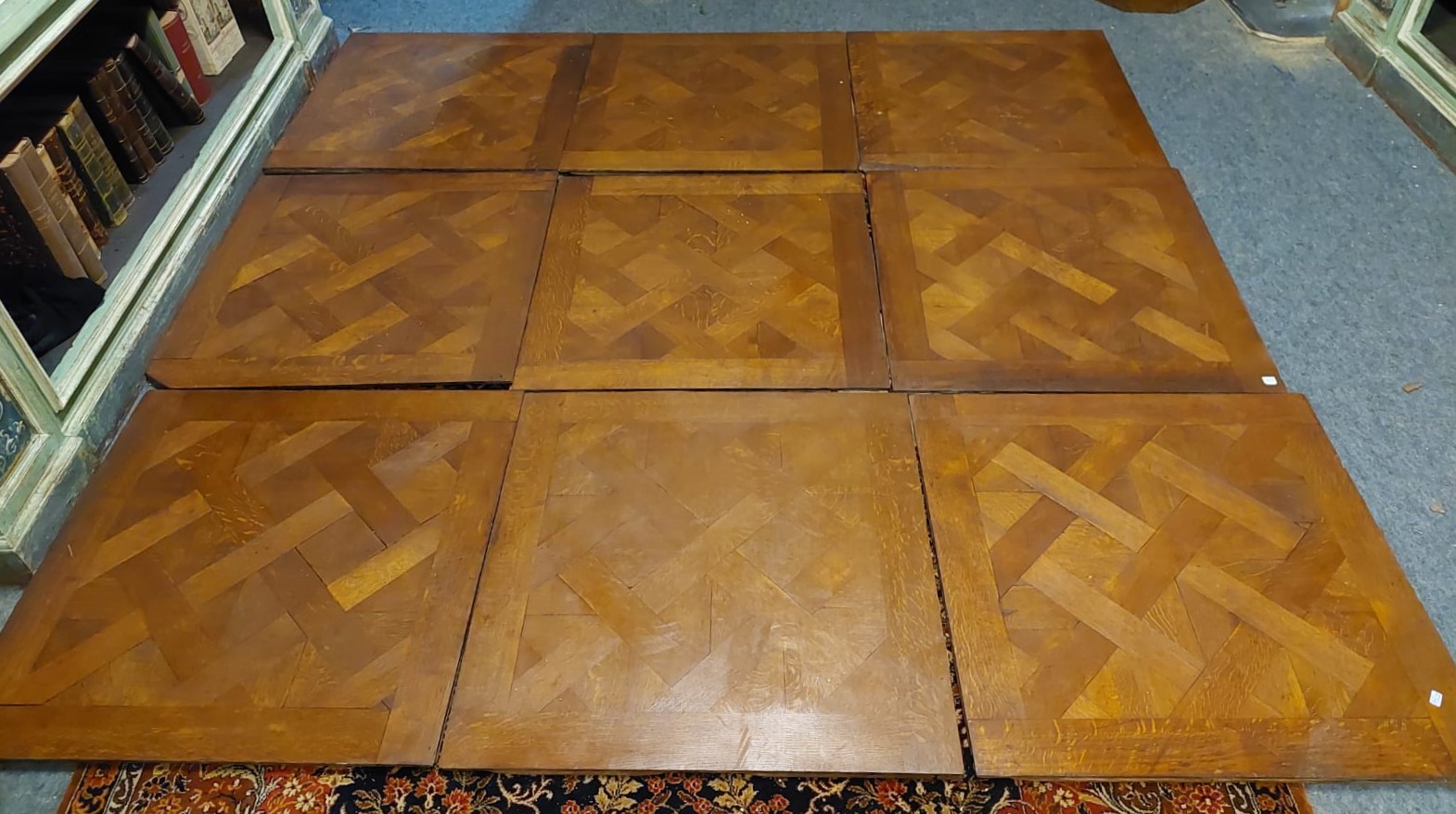 DARP204 - N. 9 Versailles oak tiles, period 7/800, measuring 84.5 x 84,5 x D 2