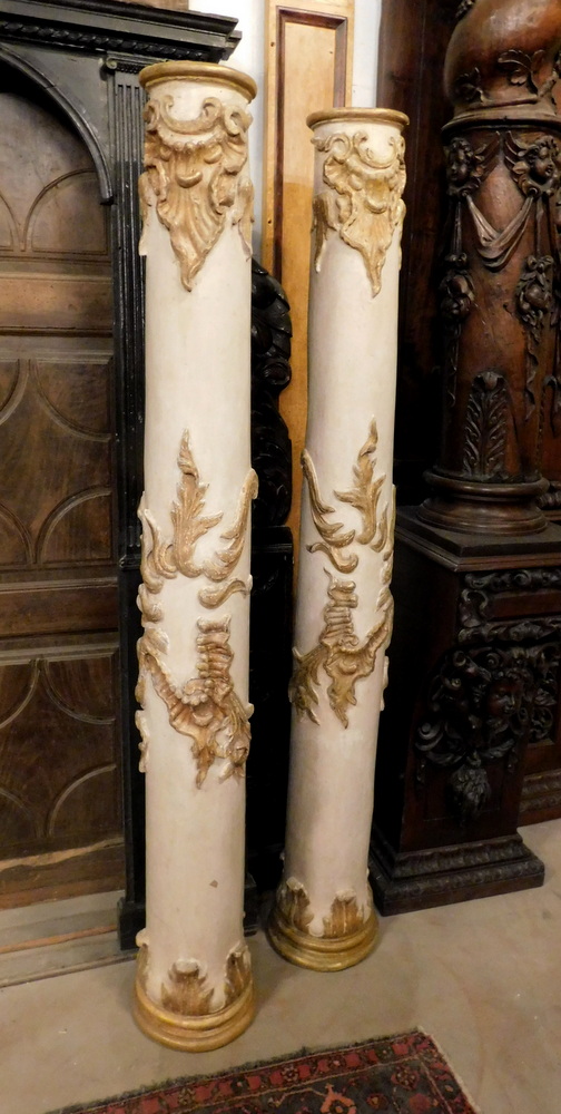 dars242 pair of wooden columns lacquered,h cm 183 x 26cm