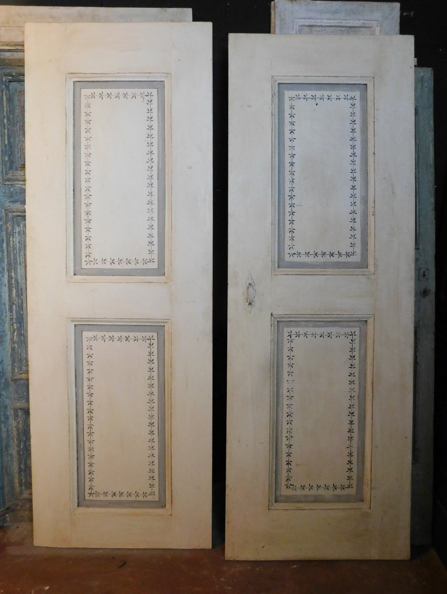 pts698 - coppia di porte laccate a due pannelli, cm l 71 x h 204