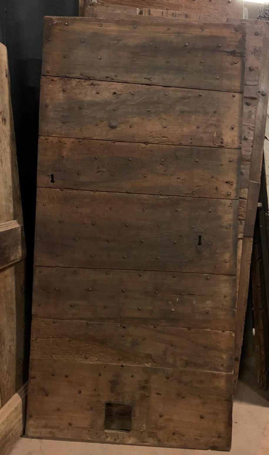 ptcr441 - rustic walnut door, Piedmont origin, 18th century, smooth back, size l
