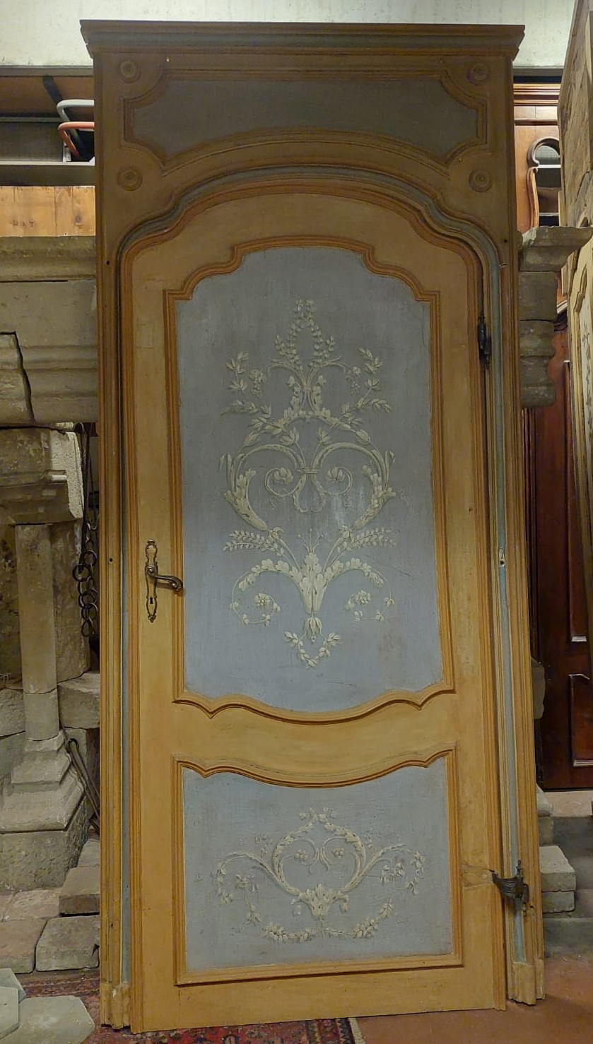 A ptl563 - single-leaf door complete with frame, meas. cm w 123 x h 278 