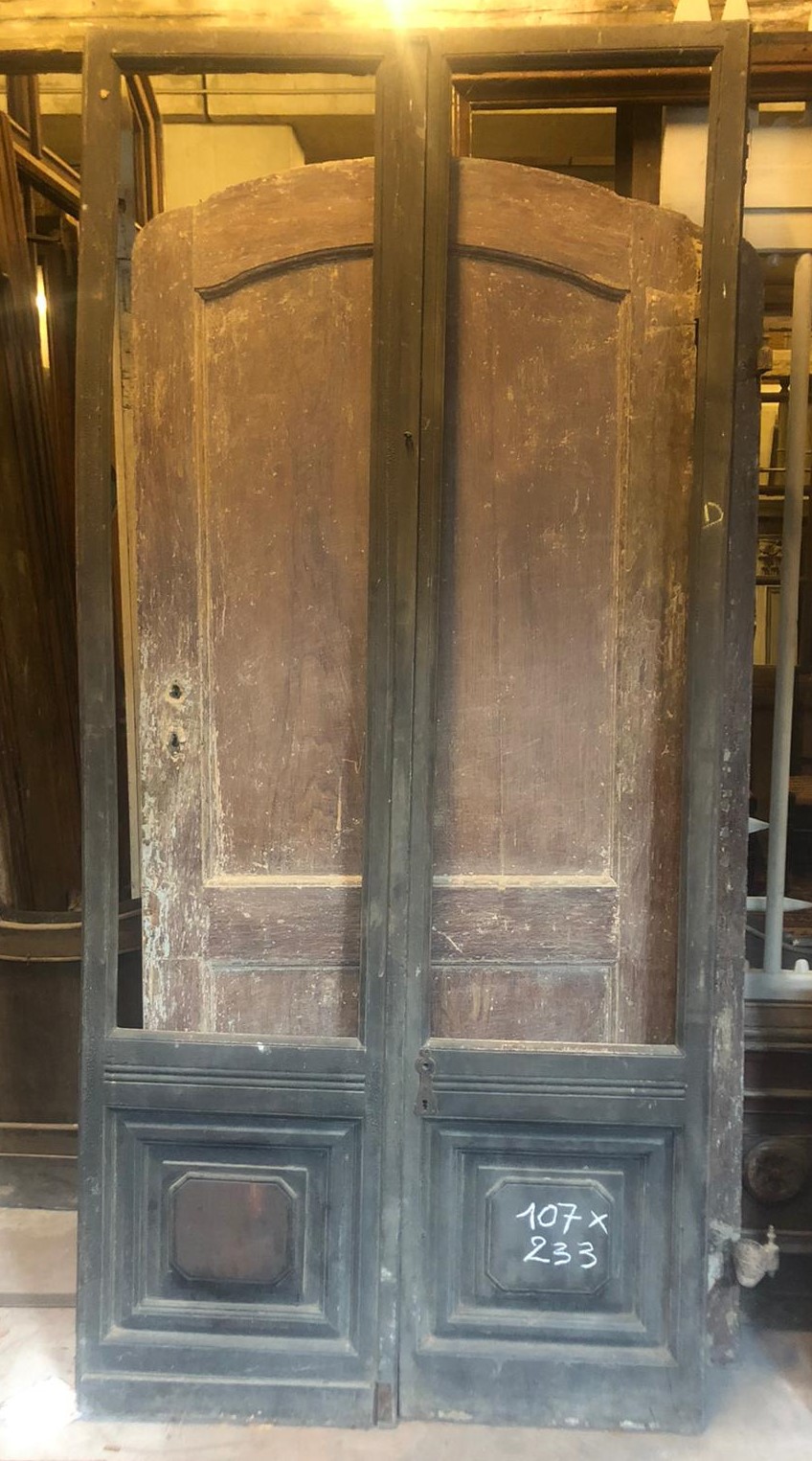 neg052 - porte de magasin, XVIIIe siècle, cm L 107 x H 233