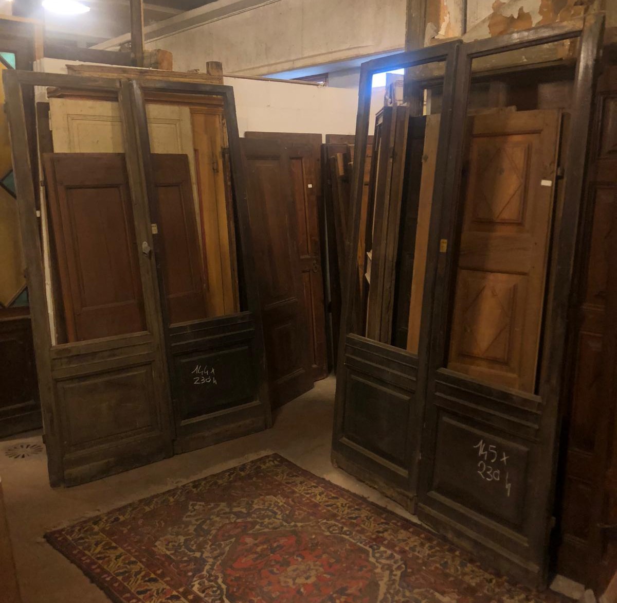 neg055 - pair of walnut shop doors, 19th century