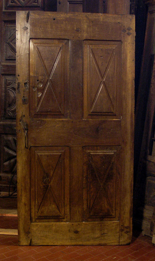 ptir246 porta in noce a losanghe mis. 92 x 184cm 