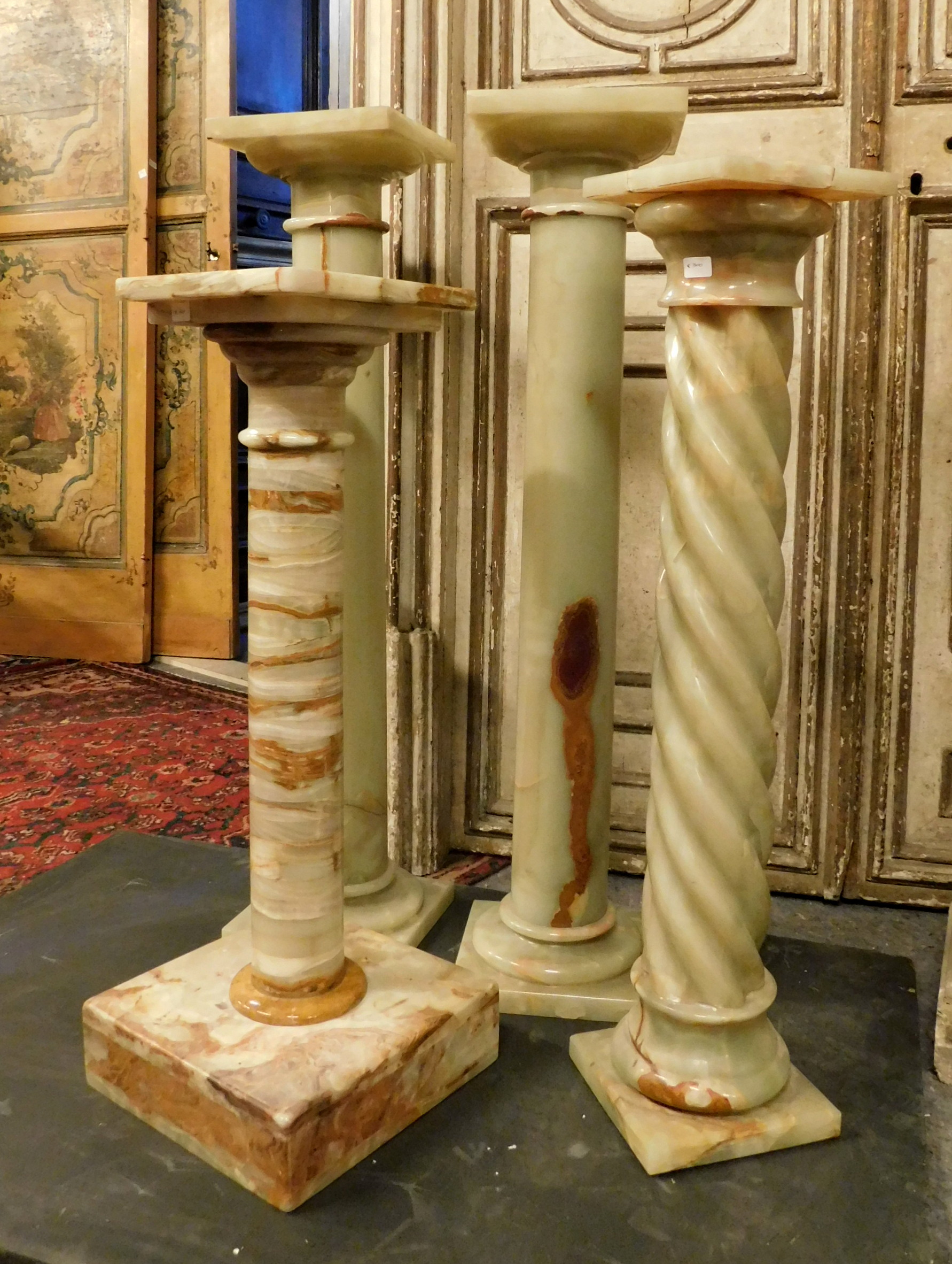 dars419 - n. 4 alabaster columns, second half of the 20th century